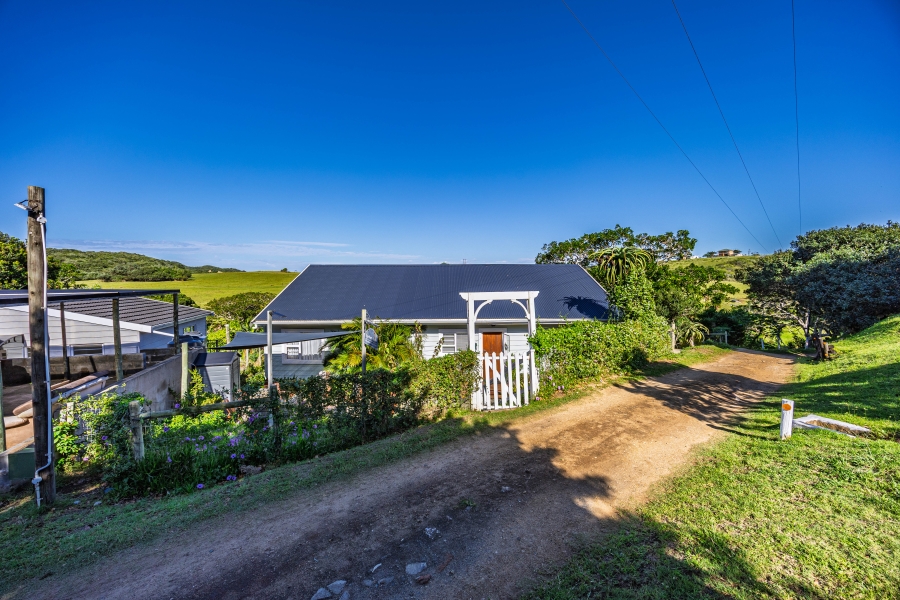 4 Bedroom Property for Sale in Cosy Corner Eastern Cape